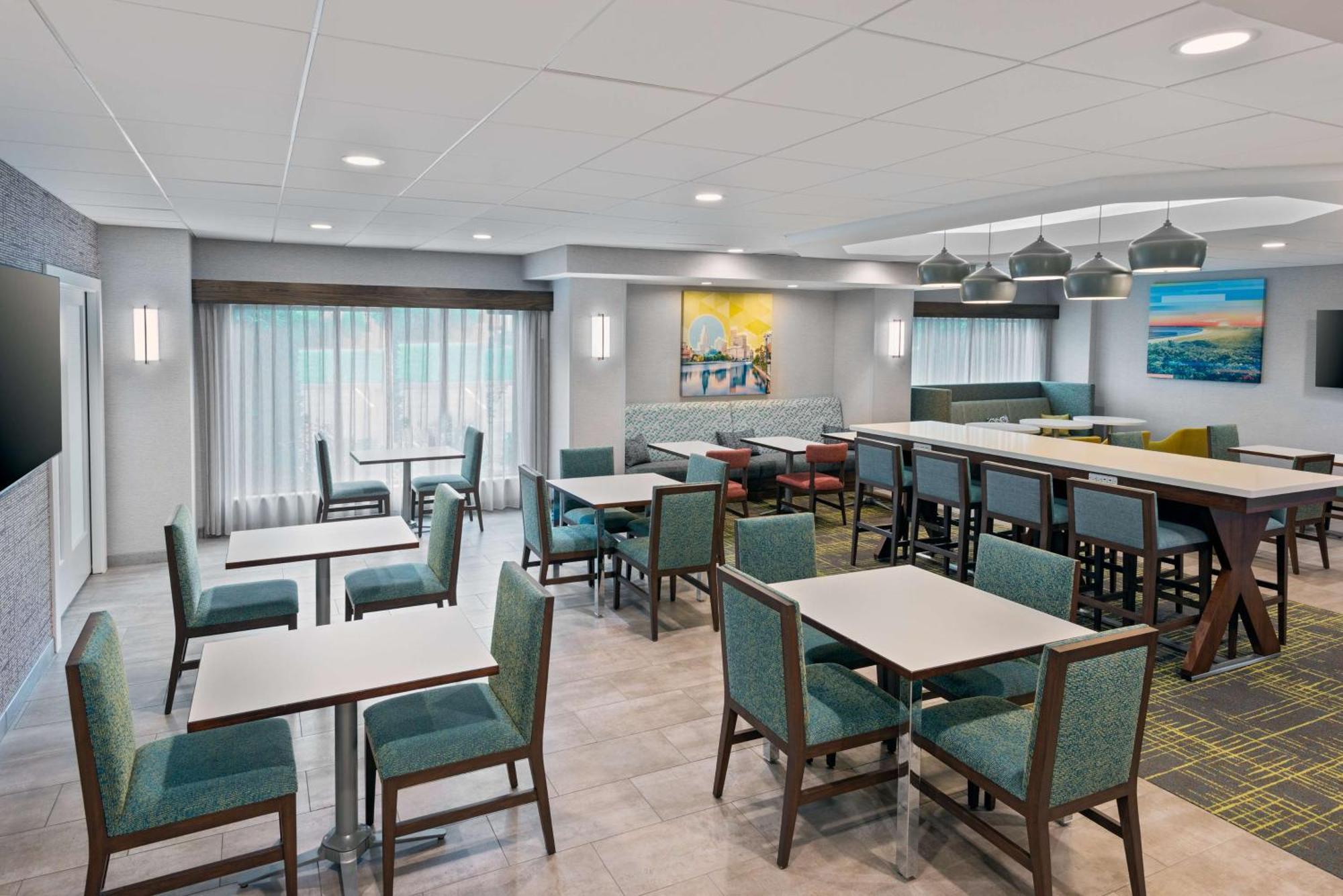 Hampton Inn Coventry-Warwick Area Exterior foto
